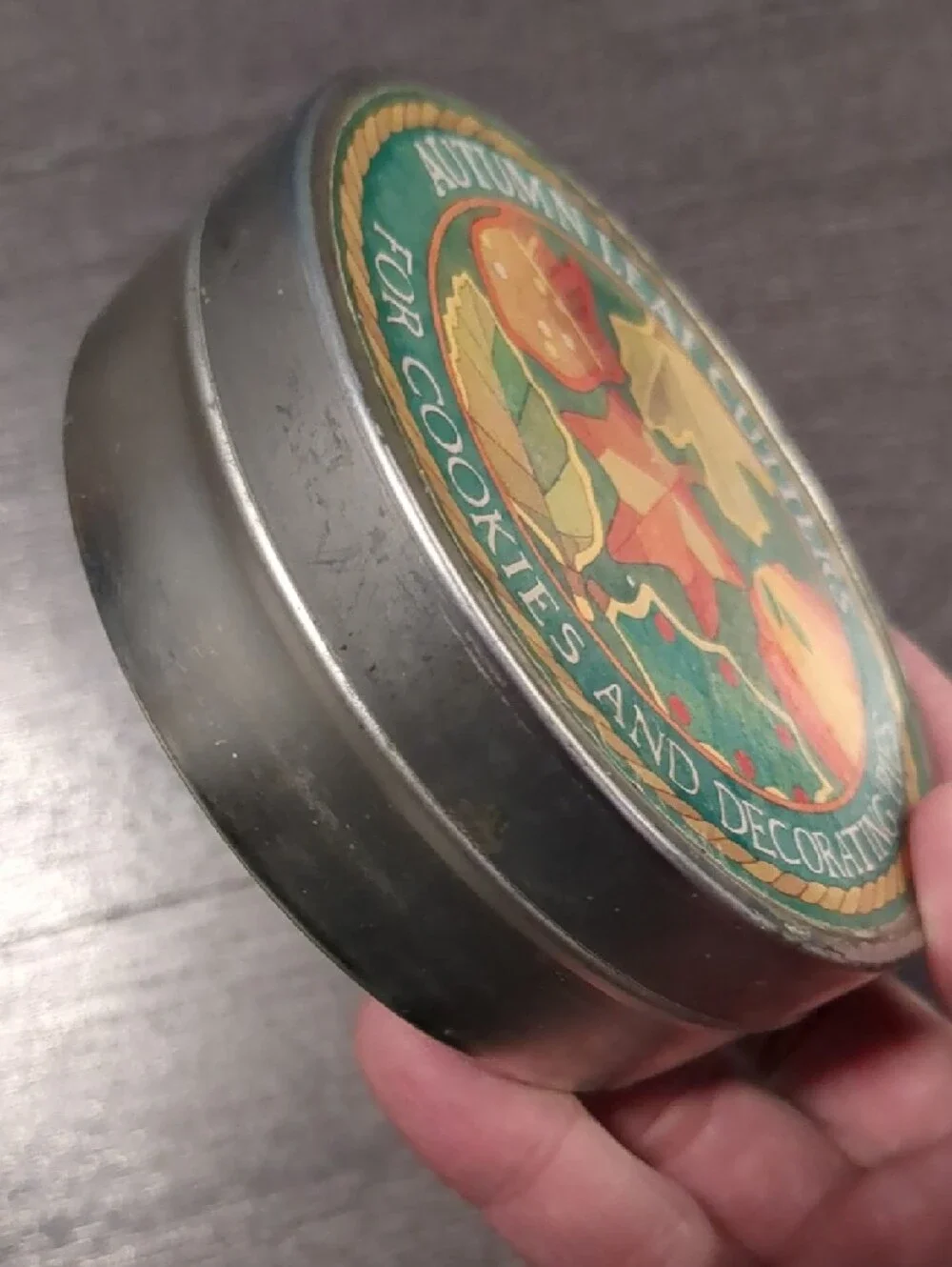 Vintage Williams Sonoma Mini Leaf Cookie Cutter Tin Pie Decorating